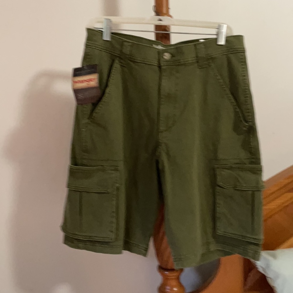 Wrangler Green Cargo Shorts Size 30 New With Tags